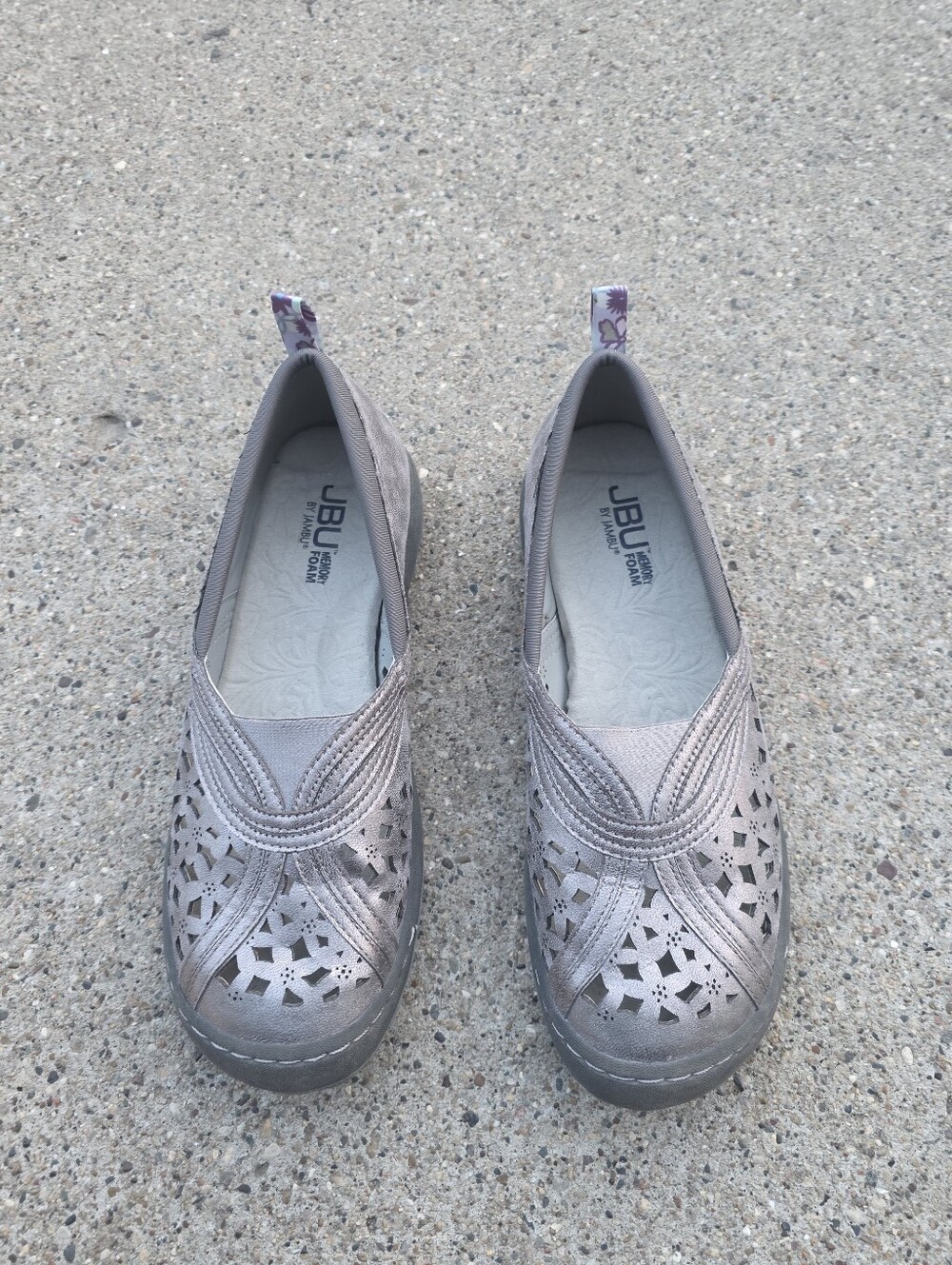JBU Women's Metallic Gray Slip-On Shoes Size 8